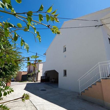 Apartman Tim Trogir Luaran gambar