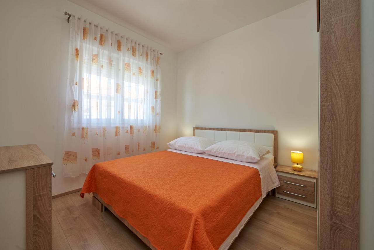 Apartman Tim Trogir Luaran gambar